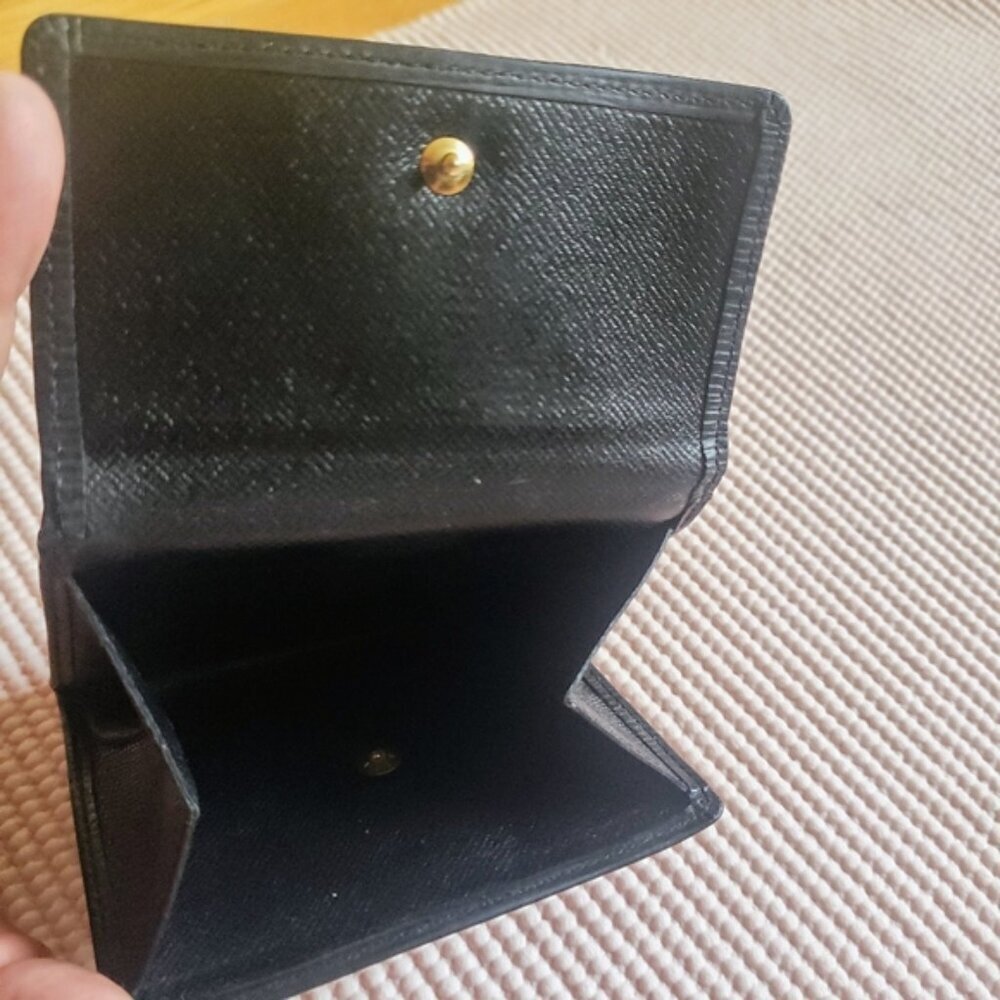 Louis Vuitton Epi Elise Wallet - Black - Picture 9 of 16
